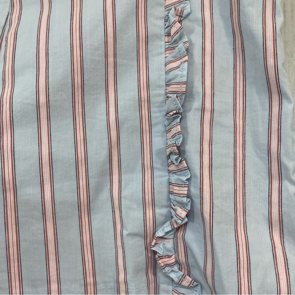 Loft Striped Ruffle Lightweight Shorts 12 - Picture 2 of 6